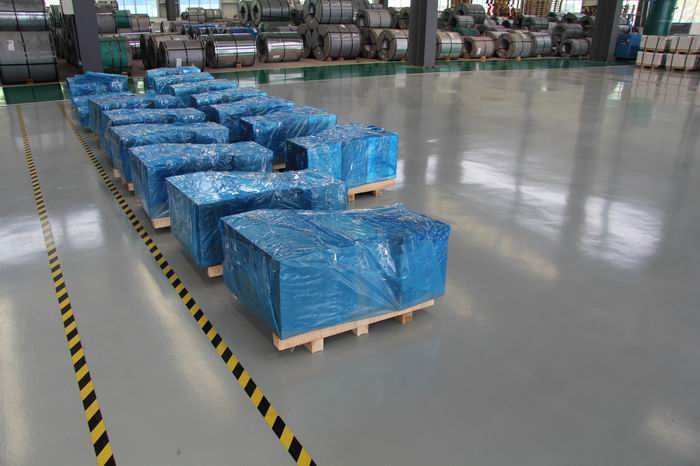 汽車用異形闆(ban)成品簡包裝(zhuang)